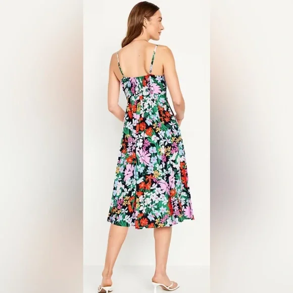 Old Navy Red and Green Strapless Sundress - Picture 5 of 10